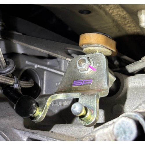 Shift pivot installed 2